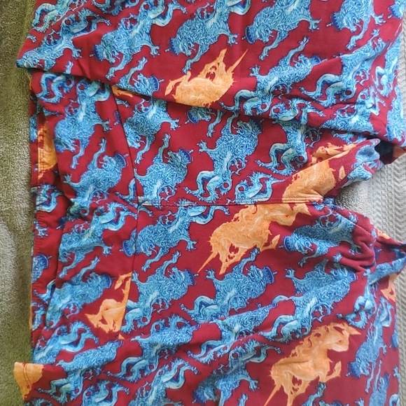 Alice in Wonderland theme Lularoe leggings 2 pairs - Picture 4 of 9